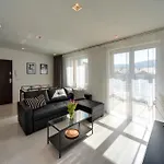 Stonowane I Eleganckie Sun Seasons 24 W Swieradowie Zdroju By Renters Apartment *
