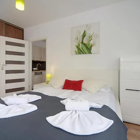 Stonowane I Eleganckie Sun Seasons 24 W Swieradowie Zdroju By Renters