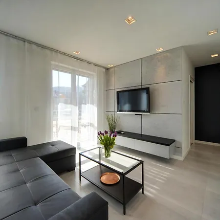 Stonowane I Eleganckie Sun Seasons 24 W Swieradowie Zdroju By Renters Appartement *