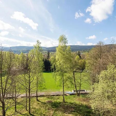 Stonowane I Eleganckie Sun Seasons 24 W Swieradowie Zdroju By Renters * Świeradów-Zdrój