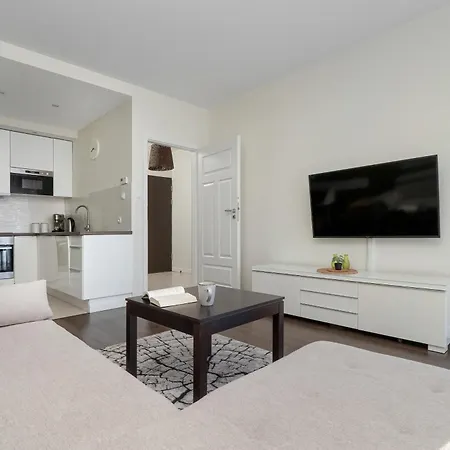 Stonowane I Eleganckie Sun Seasons 24 W Swieradowie Zdroju By Renters 아파트