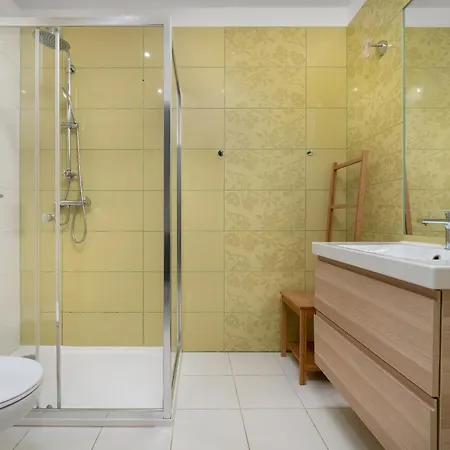 Stonowane I Eleganckie Sun Seasons 24 W Swieradowie Zdroju By Renters *