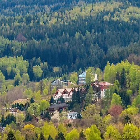 Stonowane I Eleganckie Sun Seasons 24 W Swieradowie Zdroju By Renters *