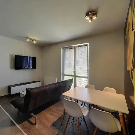 Stonowane I Eleganckie Sun Seasons 24 W Swieradowie Zdroju By Renters