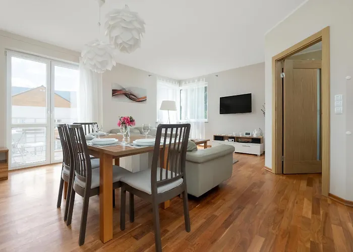 Stonowane I Eleganckie Sun Seasons 24 W Swieradowie Zdroju By Renters *