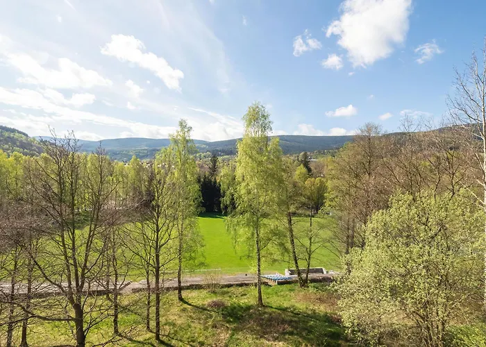 Stonowane I Eleganckie Sun Seasons 24 W Swieradowie Zdroju By Renters * Świeradów-Zdrój