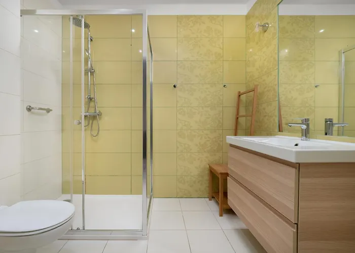 Stonowane I Eleganckie Sun Seasons 24 W Swieradowie Zdroju By Renters *