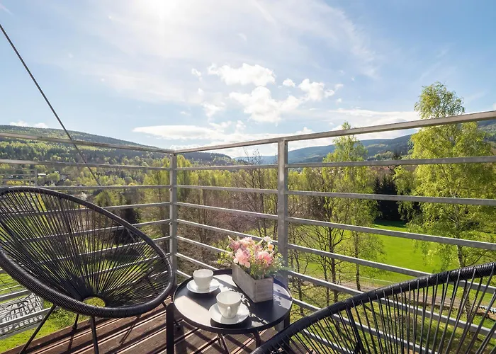 아파트 Stonowane I Eleganckie Sun Seasons 24 W Swieradowie Zdroju By Renters Świeradów-Zdrój