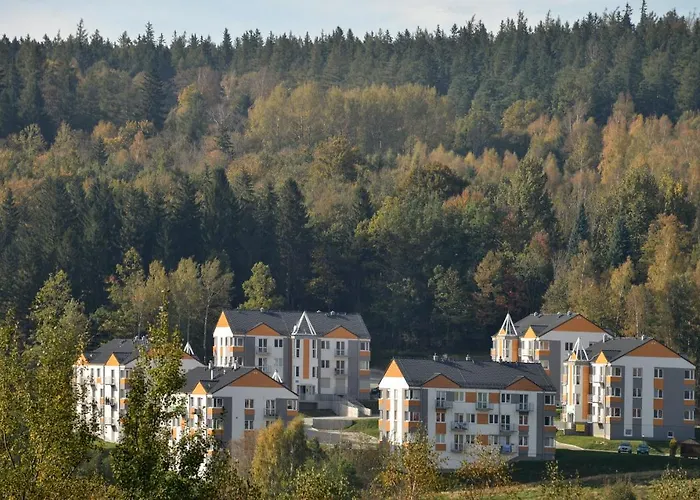 Stonowane I Eleganckie Sun Seasons 24 W Swieradowie Zdroju By Renters * Świeradów-Zdrój